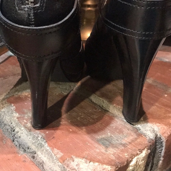 Simply Vera Vera Wang Booties! - Picture 4 of 9